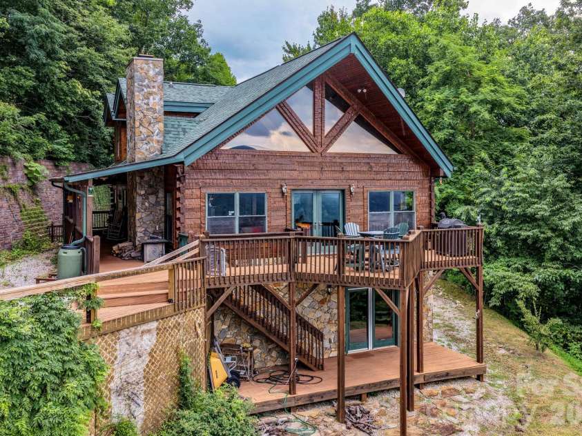 1411 Wolf Pen Road, Old Fort, NC 28762.  MLS# CAR4401767, YatesRealty ID 36333. 