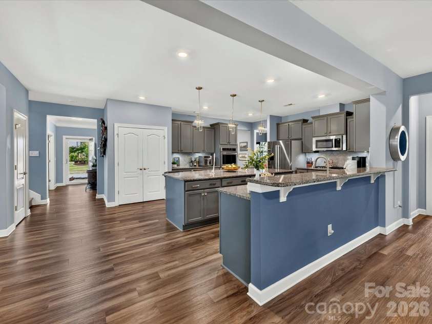3029 Oliver Stanley Trail, Lancaster, SC 29720.  MLS# CAR4400413, YatesRealty ID 36334. Kitchen with BOTH Breakfast Bar and Center Island!