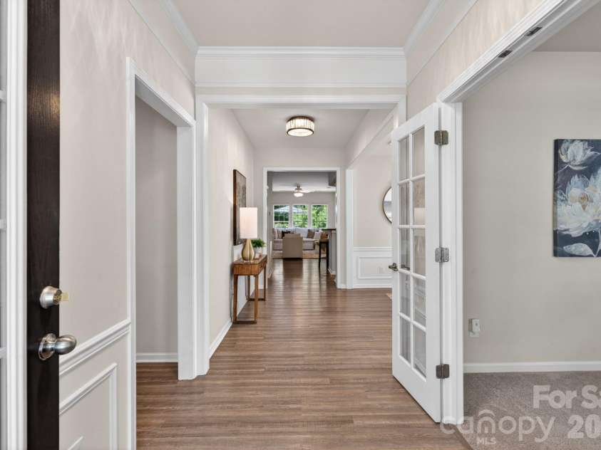 1265 Hamburg Court, Waxhaw, NC 28173.  MLS# CAR4382070, YatesRealty ID 36336. Newer flooring.