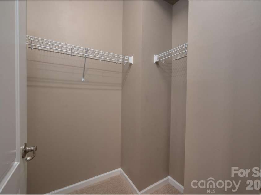 11201 Cedar Walk Lane, Charlotte, NC 28277.  MLS# CAR4399690, YatesRealty ID 36337. 