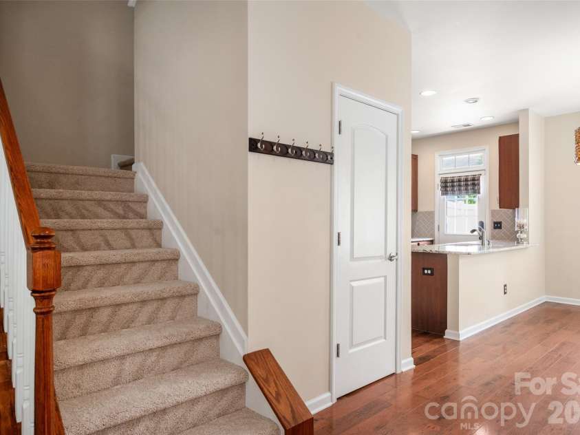 11201 Cedar Walk Lane, Charlotte, NC 28277.  MLS# CAR4399690, YatesRealty ID 36337. 