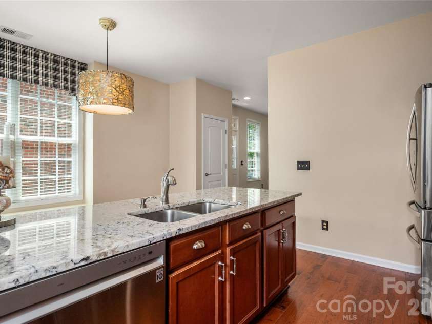11201 Cedar Walk Lane, Charlotte, NC 28277.  MLS# CAR4399690, YatesRealty ID 36337. 