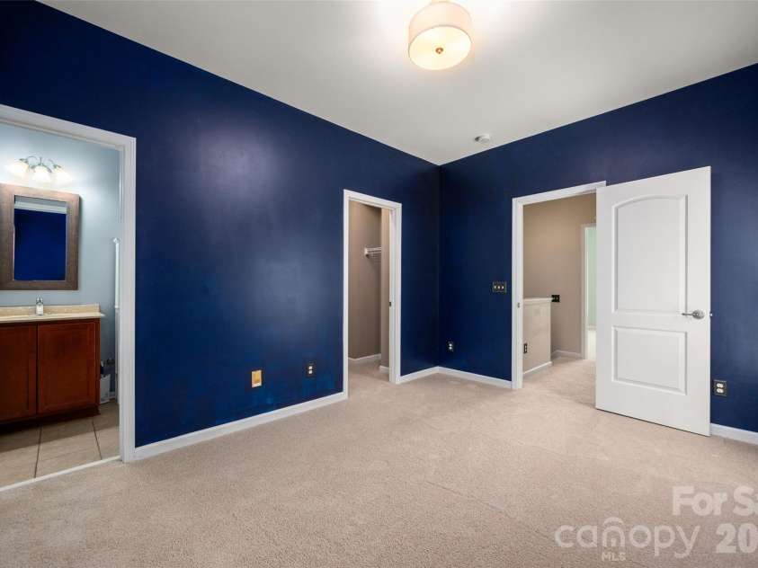 11201 Cedar Walk Lane, Charlotte, NC 28277.  MLS# CAR4399690, YatesRealty ID 36337. 