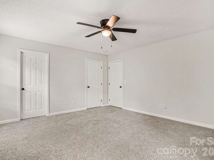 2466 Wilderness Lane, Lenoir, NC 28645.  MLS# CAR4396381, YatesRealty ID 36338. 