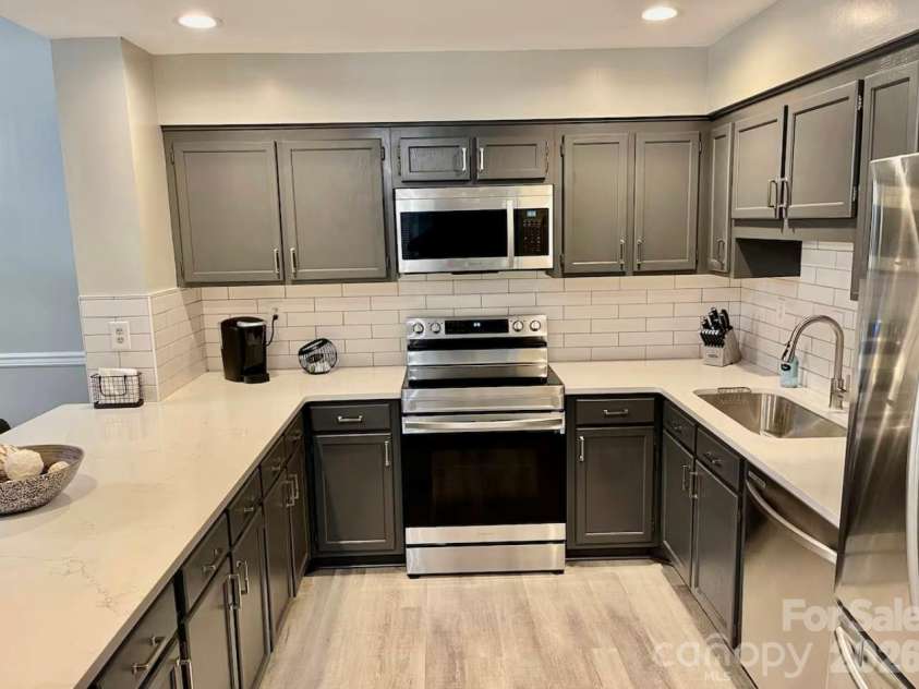 155 Quail Cove Boulevard, Lake Lure, NC 28746.  MLS# CAR4354303, YatesRealty ID 3634. 