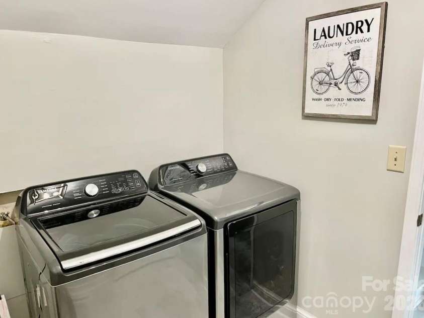 155 Quail Cove Boulevard, Lake Lure, NC 28746.  MLS# CAR4354303, YatesRealty ID 3634. 