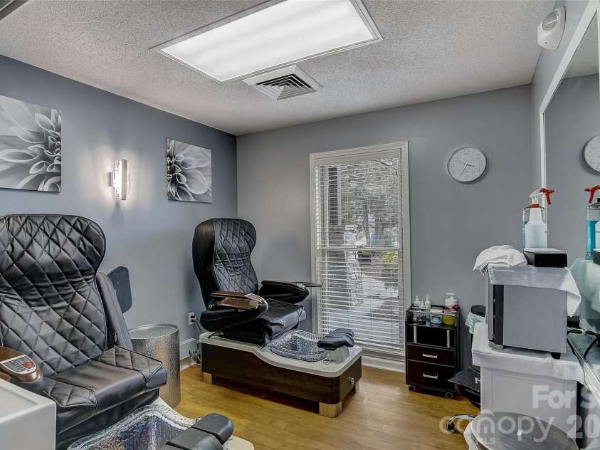 155 Quail Cove Boulevard, Lake Lure, NC 28746.  MLS# CAR4386792, YatesRealty ID 3634. 