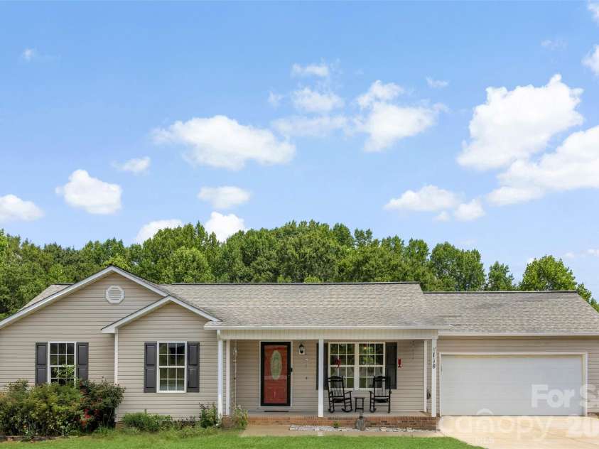 118 Alexandra Drive, Shelby, NC 28150.  MLS# CAR4399841, YatesRealty ID 36340. 