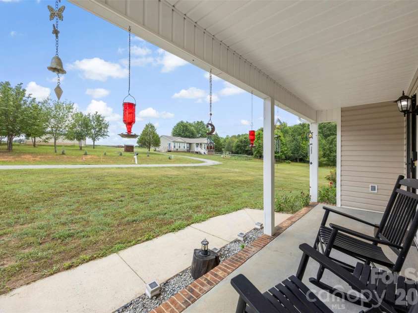 118 Alexandra Drive, Shelby, NC 28150.  MLS# CAR4399841, YatesRealty ID 36340. 