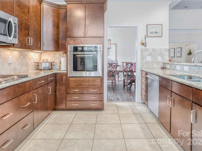 12910 Meetinghouse Drive, Cornelius, NC 28031.  MLS# CAR4266302, YatesRealty ID 36342. 