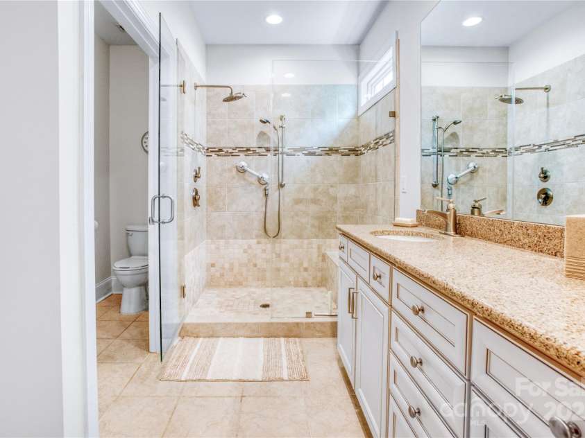 12910 Meetinghouse Drive, Cornelius, NC 28031.  MLS# CAR4266302, YatesRealty ID 36342. 