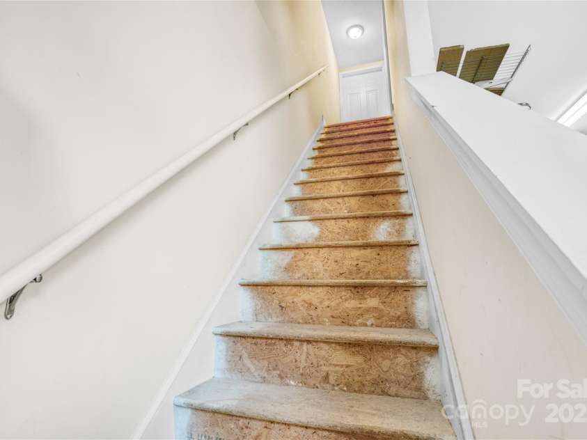 12910 Meetinghouse Drive, Cornelius, NC 28031.  MLS# CAR4266302, YatesRealty ID 36342. 