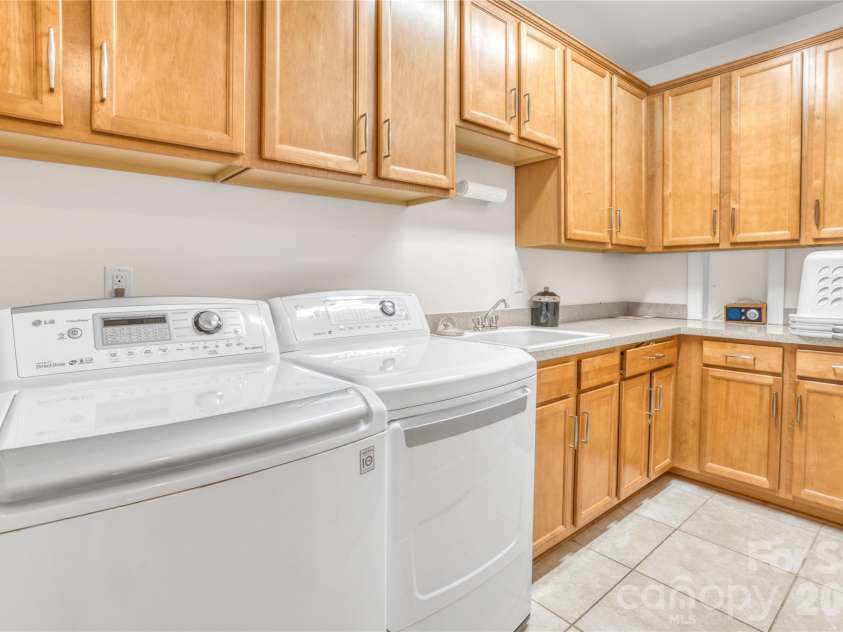 12910 Meetinghouse Drive, Cornelius, NC 28031.  MLS# CAR4266302, YatesRealty ID 36342. 