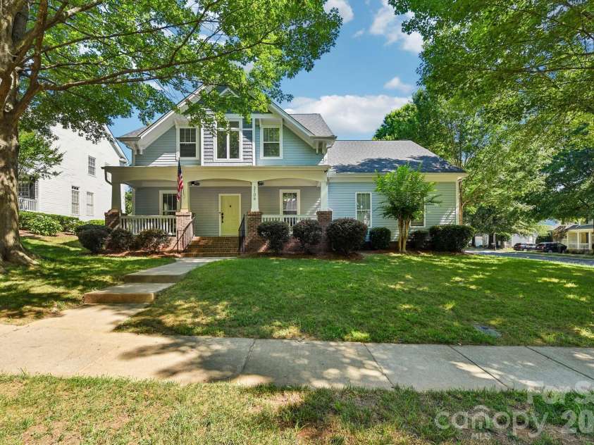3106 Thayer Drive, Waxhaw, NC 28173.  MLS# CAR4393363, YatesRealty ID 36343. 