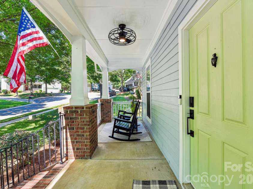 3106 Thayer Drive, Waxhaw, NC 28173.  MLS# CAR4393363, YatesRealty ID 36343. 