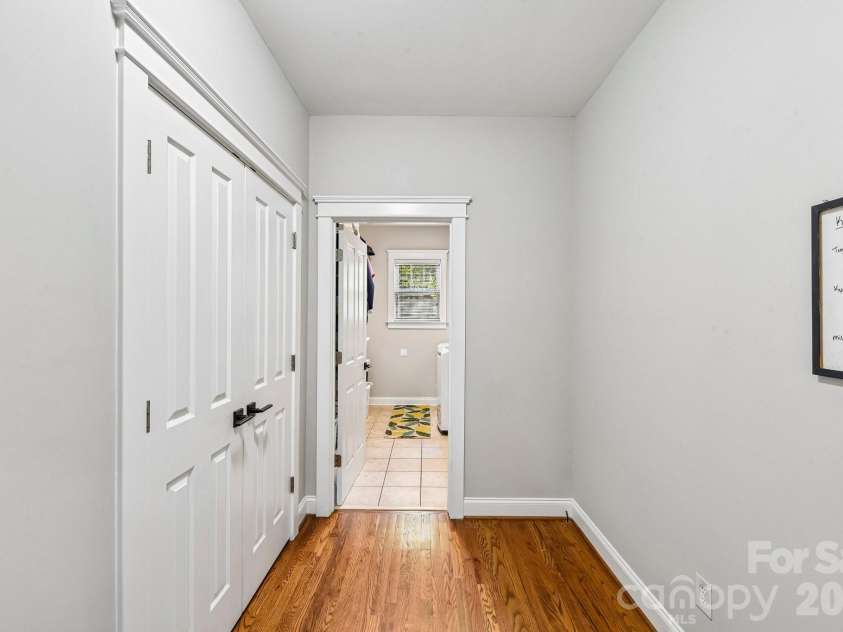 3106 Thayer Drive, Waxhaw, NC 28173.  MLS# CAR4393363, YatesRealty ID 36343. 