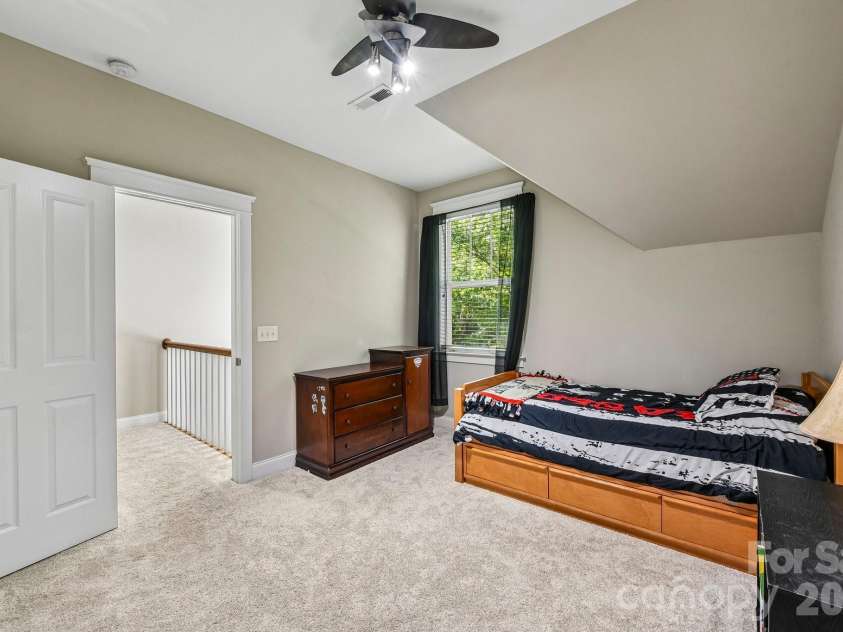 3106 Thayer Drive, Waxhaw, NC 28173.  MLS# CAR4393363, YatesRealty ID 36343. 