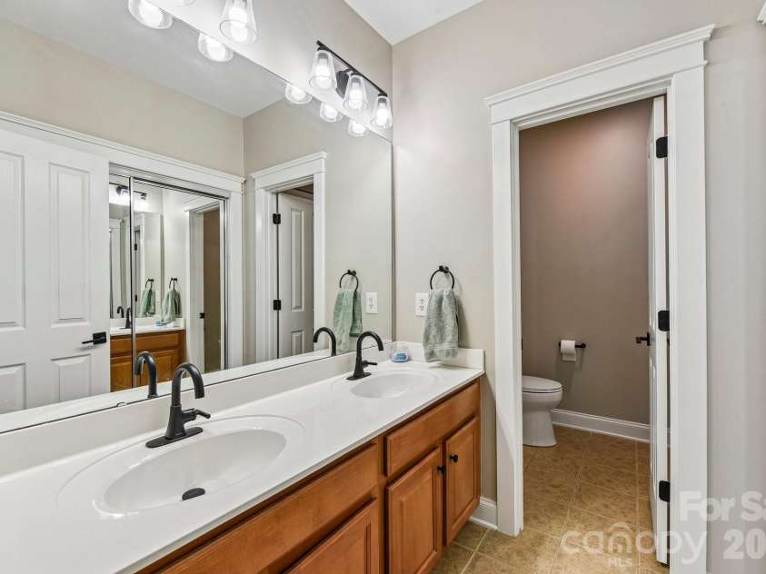 3106 Thayer Drive, Waxhaw, NC 28173.  MLS# CAR4393363, YatesRealty ID 36343. 