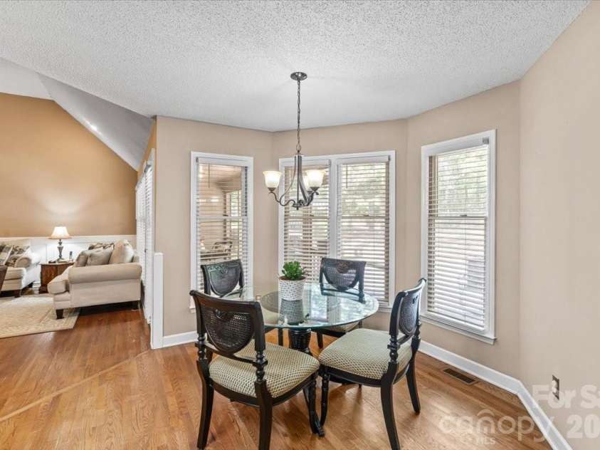 14410 Youngblood Road, Charlotte, NC 28278.  MLS# CAR4402143, YatesRealty ID 36344. 