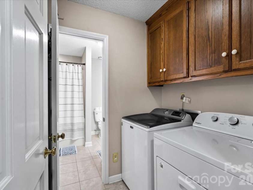 14410 Youngblood Road, Charlotte, NC 28278.  MLS# CAR4402143, YatesRealty ID 36344. 