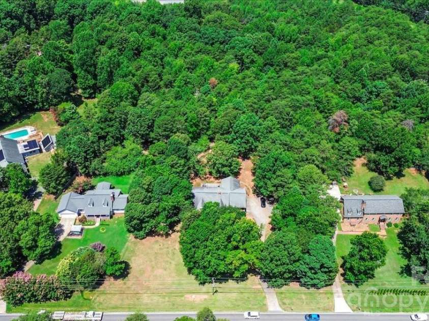 14410 Youngblood Road, Charlotte, NC 28278.  MLS# CAR4402143, YatesRealty ID 36344. 