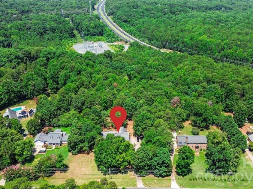 14410 Youngblood Road, Charlotte, NC 28278.  MLS# CAR4402143, YatesRealty ID 36344. 
