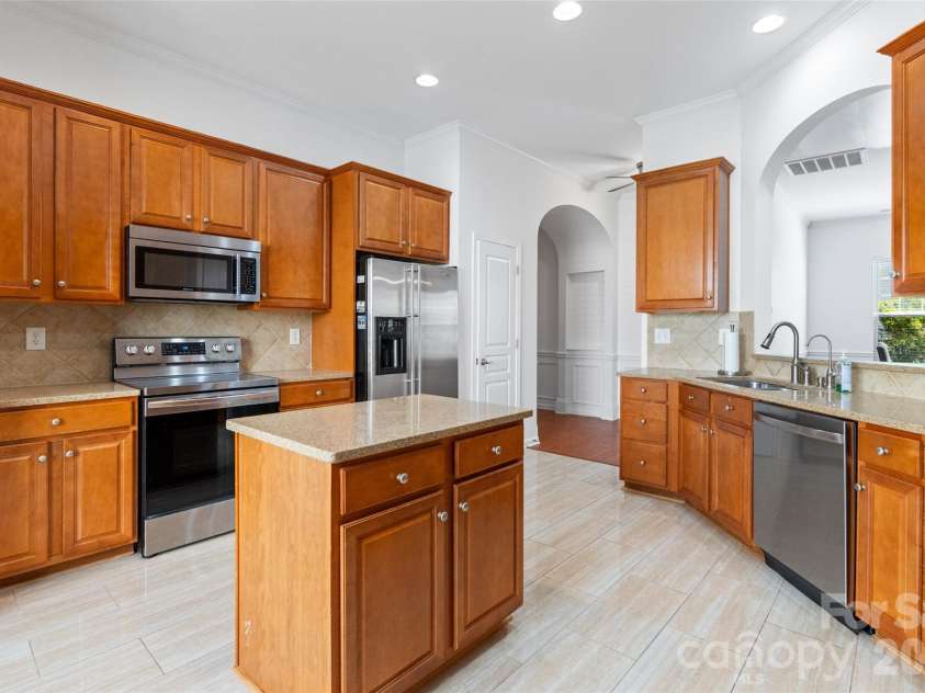 87423 Edsen Court, Lancaster, SC 29720.  MLS# CAR4396348, YatesRealty ID 36348. 