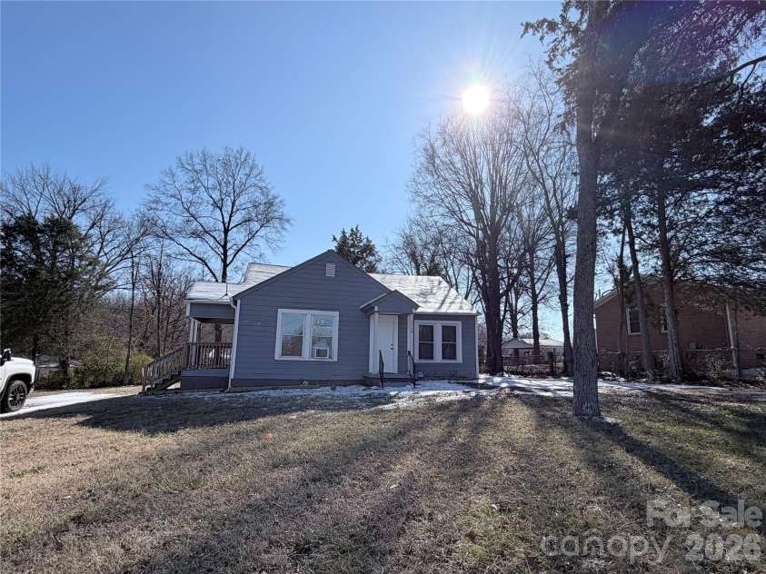 1010 A-B Tennessee Street, Kannapolis, NC 28083.  MLS# CAR4251634, YatesRealty ID 3635. 