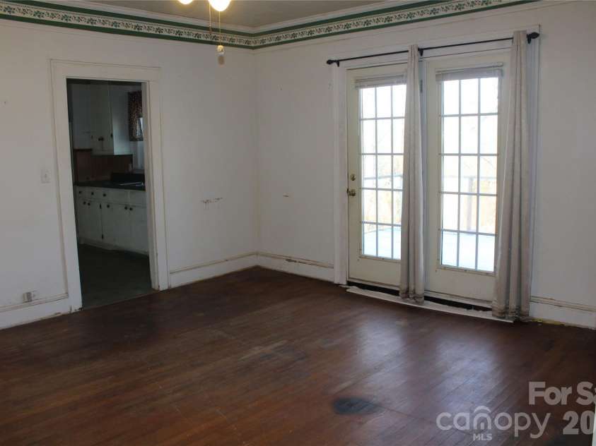 113 Williams Way, Morganton, NC 28655.  MLS# CAR4343952, YatesRealty ID 3635. 