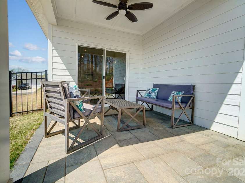 4337 Duplin Drive, Charlotte, NC 28214.  MLS# CAR4238674, YatesRealty ID 3635. 