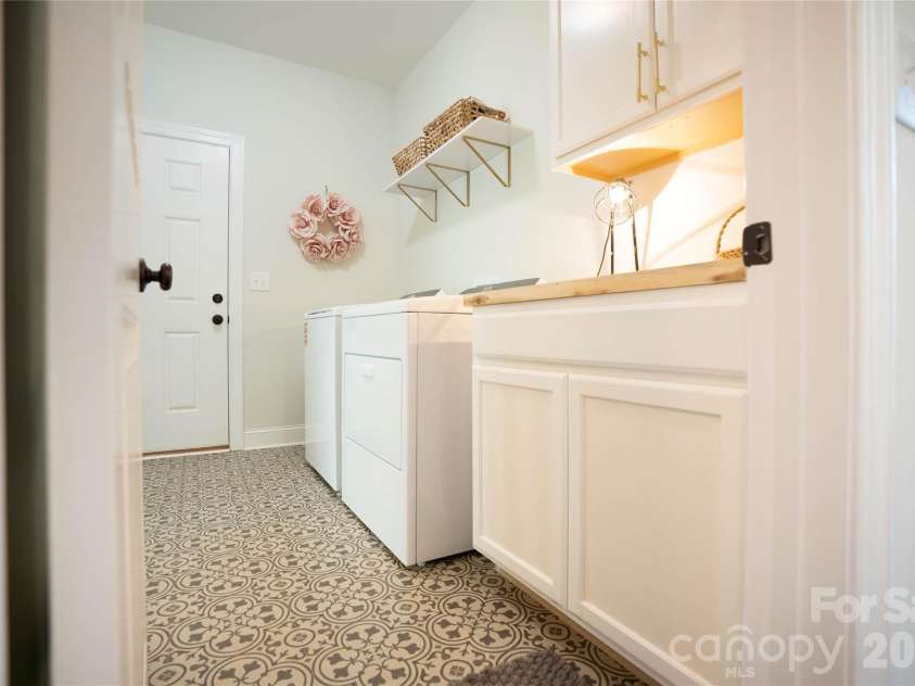 2399 Blackburn Bridge Road, Maiden, NC 28650.  MLS# CAR4399764, YatesRealty ID 36350. 