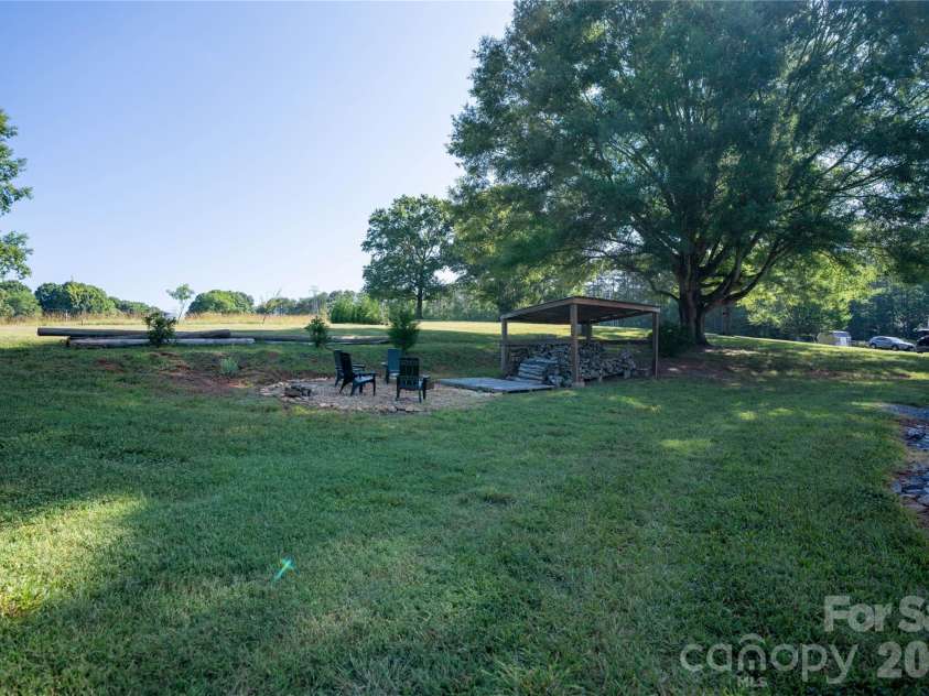 2399 Blackburn Bridge Road, Maiden, NC 28650.  MLS# CAR4399764, YatesRealty ID 36350. 