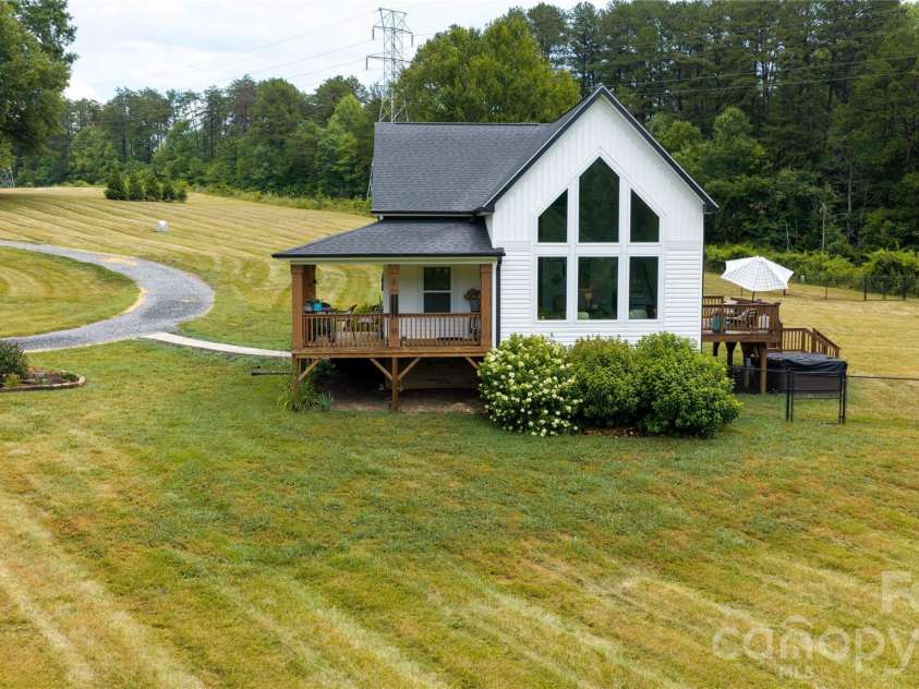 2399 Blackburn Bridge Road, Maiden, NC 28650.  MLS# CAR4399764, YatesRealty ID 36350. 