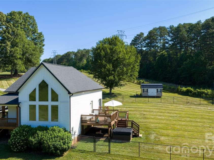2399 Blackburn Bridge Road, Maiden, NC 28650.  MLS# CAR4399764, YatesRealty ID 36350. 