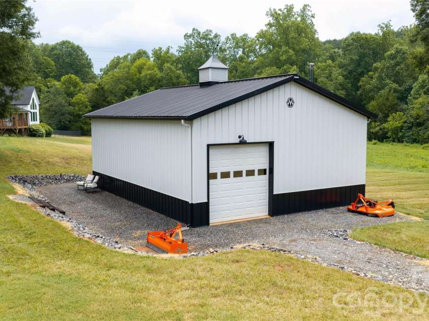 2399 Blackburn Bridge Road, Maiden, NC 28650.  MLS# CAR4399764, YatesRealty ID 36350. 