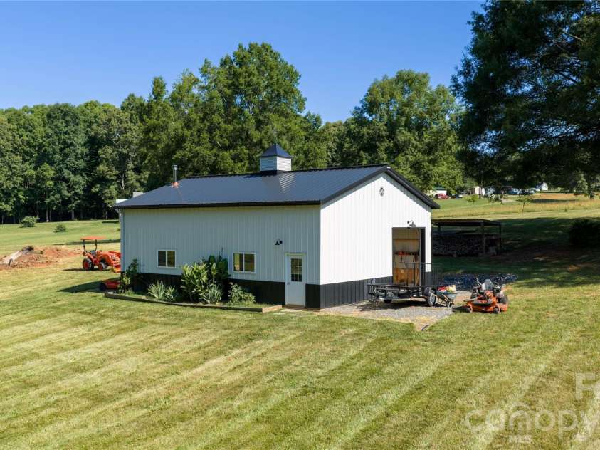 2399 Blackburn Bridge Road, Maiden, NC 28650.  MLS# CAR4399764, YatesRealty ID 36350. 