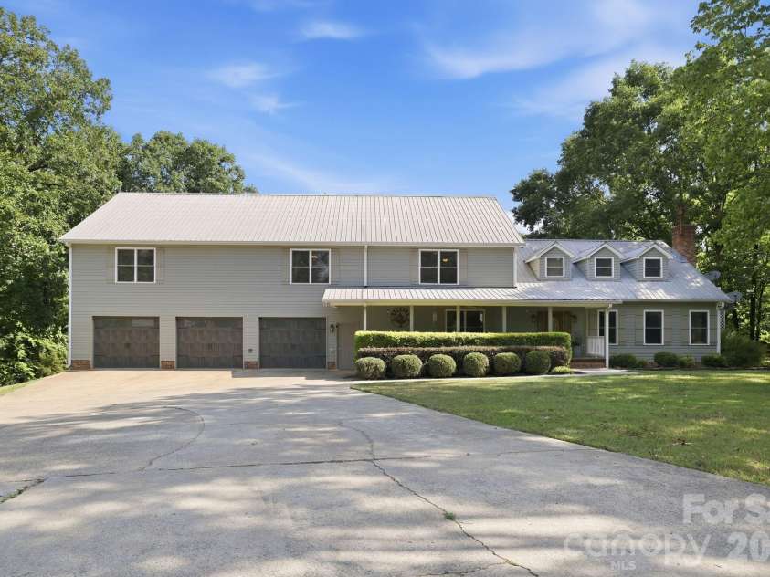 1916 Mcintyre Road, Wingate, NC 28174.  MLS# CAR4402641, YatesRealty ID 36353. 
