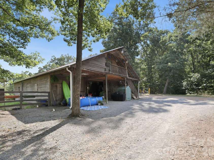 1916 Mcintyre Road, Wingate, NC 28174.  MLS# CAR4402641, YatesRealty ID 36353. 