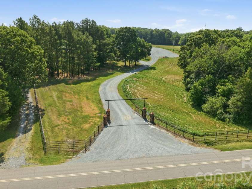1916 Mcintyre Road, Wingate, NC 28174.  MLS# CAR4402641, YatesRealty ID 36353. 