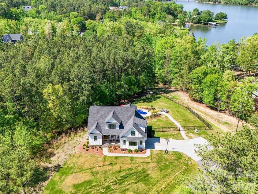 4588 Rinaldo Road, York, SC 29745.  MLS# CAR4399337, YatesRealty ID 36354. 