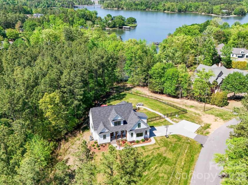 4588 Rinaldo Road, York, SC 29745.  MLS# CAR4399337, YatesRealty ID 36354. 