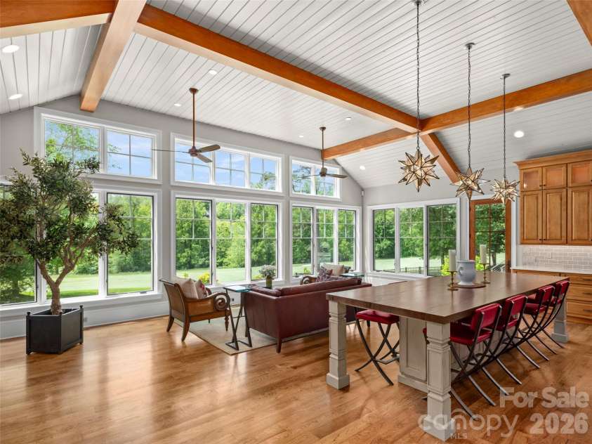 334 Walnut Valley Parkway, Arden, NC 28704.  MLS# CAR4383245, YatesRealty ID 36357. 