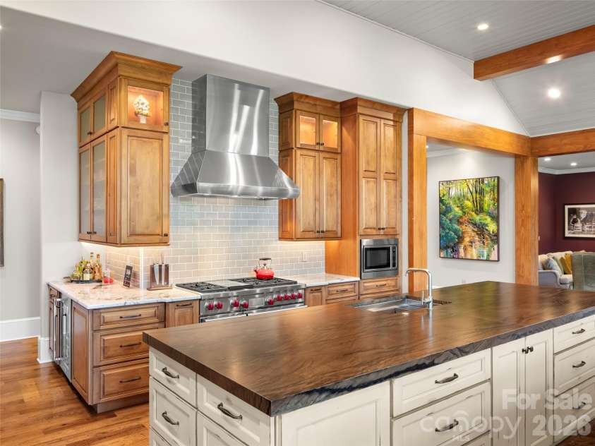 334 Walnut Valley Parkway, Arden, NC 28704.  MLS# CAR4383245, YatesRealty ID 36357. 
