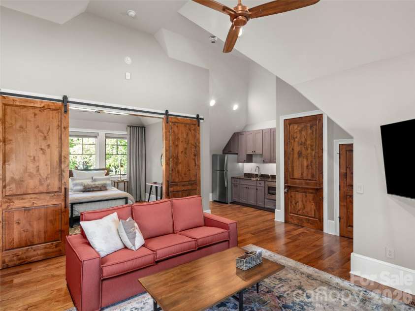 334 Walnut Valley Parkway, Arden, NC 28704.  MLS# CAR4383245, YatesRealty ID 36357. 