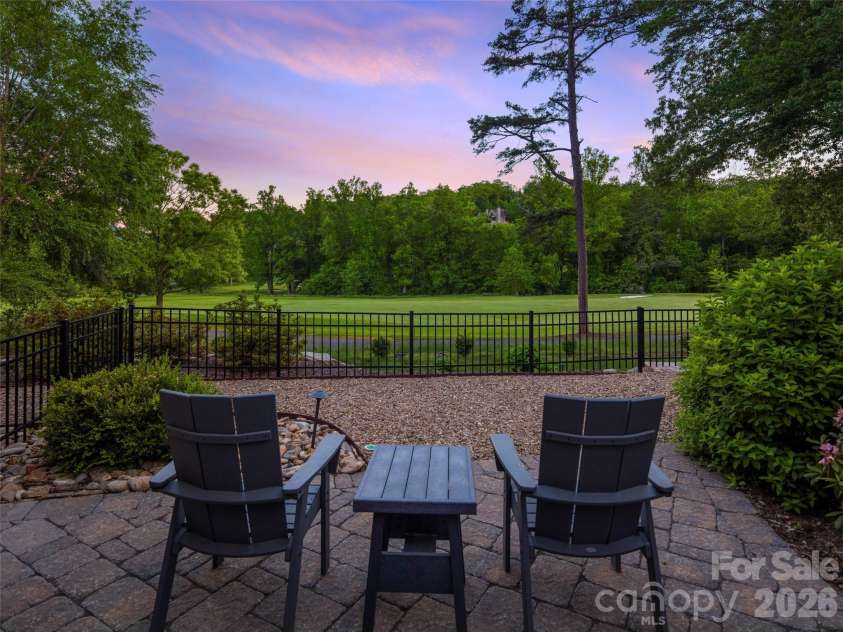 334 Walnut Valley Parkway, Arden, NC 28704.  MLS# CAR4383245, YatesRealty ID 36357. 