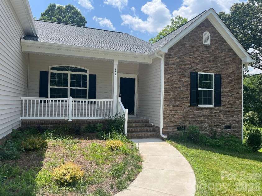 456 Allen Drive, Concord, NC 28027.  MLS# CAR4400128, YatesRealty ID 36359. Front Porch