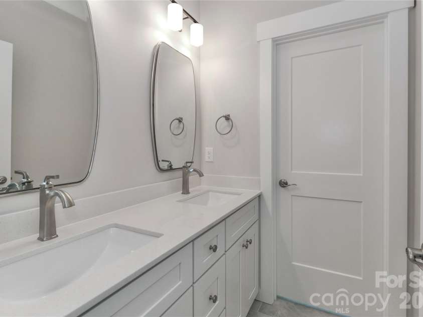 4265 Candlewood Drive, Sherrills Ford, NC 28673.  MLS# CAR4350411, YatesRealty ID 3636. 