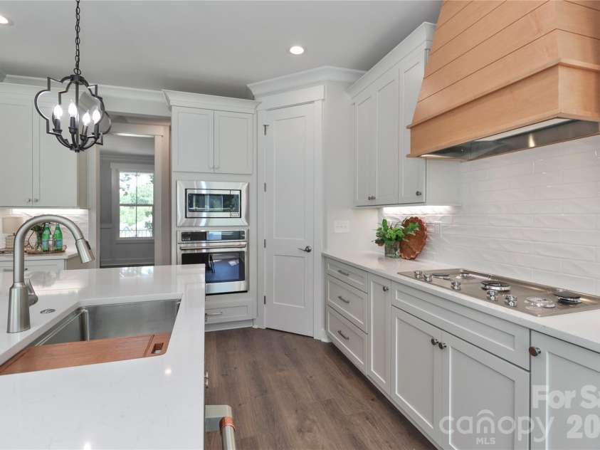 4265 Candlewood Drive, Sherrills Ford, NC 28673.  MLS# CAR4350411, YatesRealty ID 3636. A thoughtfully designed kitchen with ample prep space.