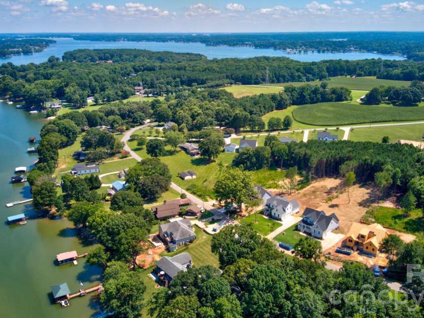 4265 Candlewood Drive, Sherrills Ford, NC 28673.  MLS# CAR4350411, YatesRealty ID 3636. Enjoy effortless lakeside adventures with the community lake access conveniently situated just across the street.
