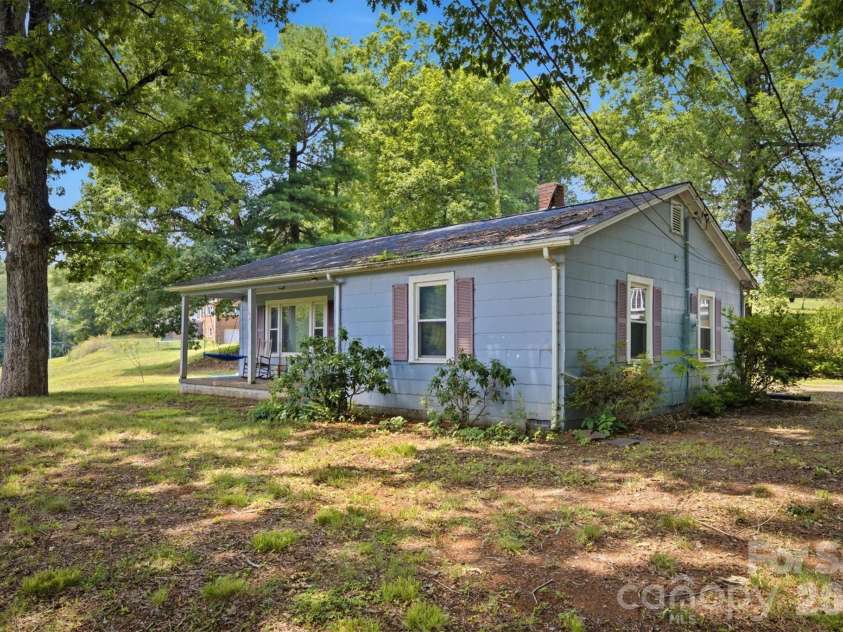 3769 Cameron Place, Hudson, NC 28638.  MLS# CAR4401629, YatesRealty ID 36361. 